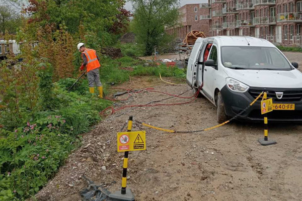 De specialisten van Groentechniek Klomp beschermen jou en je omgeving graag tegen de reuzenberenklauw.